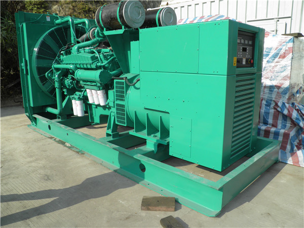 武威出租发电机 发电机组厂家：柴油发电机组的控制屏的作用是什么？